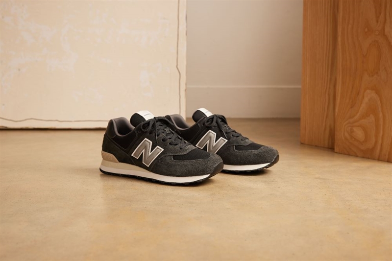 NEW BALANCE U574SBG SVART